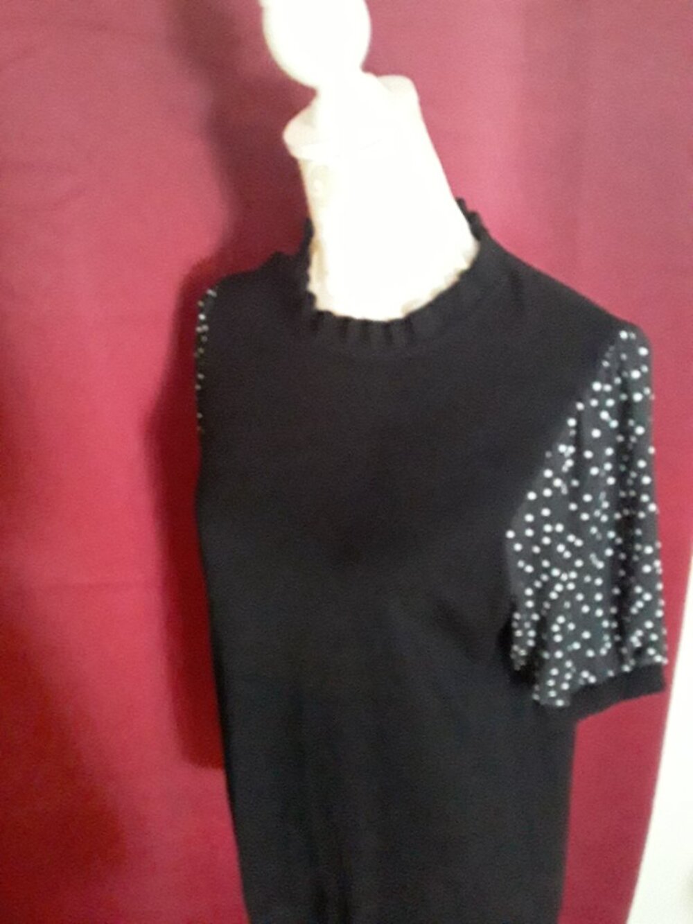 Adrianna Papell lovely polka dot short sleeve sweater top size L